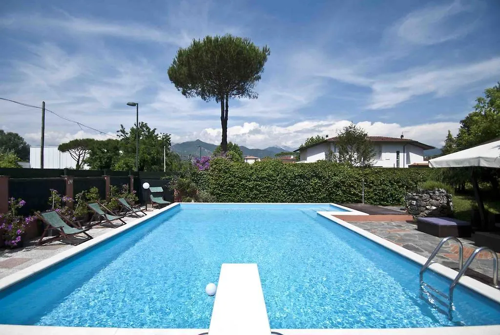 Villa Maria Forte dei Marmi 0*,  Italy