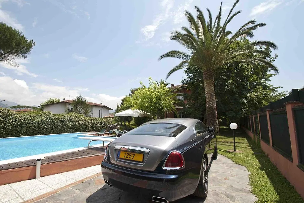 Villa Maria Forte dei Marmi Italy