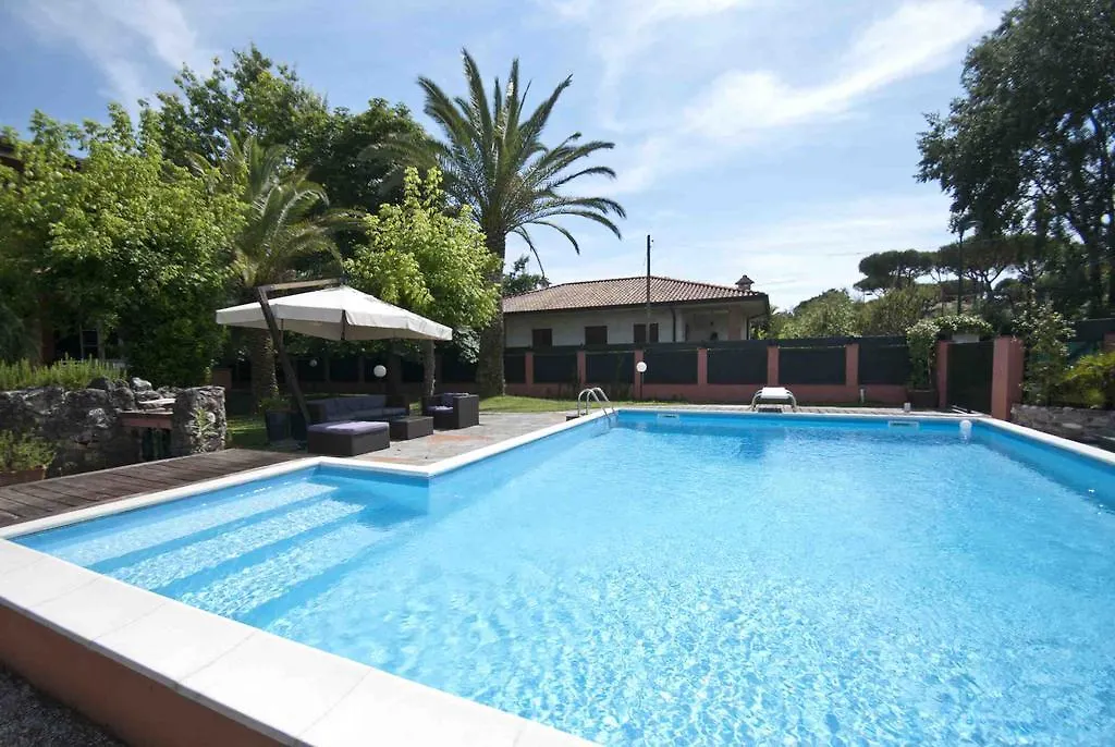 Villa Maria Forte dei Marmi Italy
